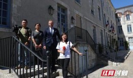 安远学生爆料盗窃事件视频,安远学生齐心协力维护校园安全