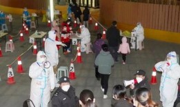 核酸检测现场爆料视频,核酸检测现场惊现暖心瞬间