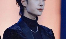 王一博跟肖战撒娇爆料视频,撒娇爆料视频曝光，兄弟情深引网友热议