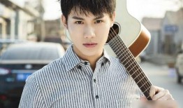 龚俊爆料请吃火锅视频,火锅聚会欢乐多！