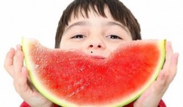 娱乐吃瓜酱背景图,揭秘娱乐圈幕后故事，带你领略明星们的真实生活