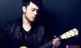 张小涵爆料男歌手视频在线观看,神秘男歌手视频首度公开，精彩瞬间等你揭晓