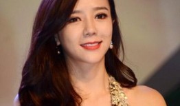 最新女星爆料新闻,女星揭露惊人内幕，揭秘幕后黑幕